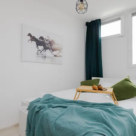 Shortstaypoland Zelazna Warsaw Exterior photo